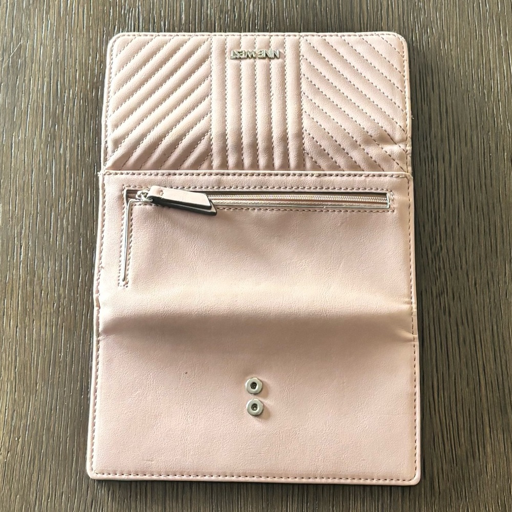 Nine West Blush Pink Quilted Wallet Zip Clutch EUC - Picture 6 of 6